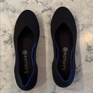 Rothy's Women's Black and Blue Flats